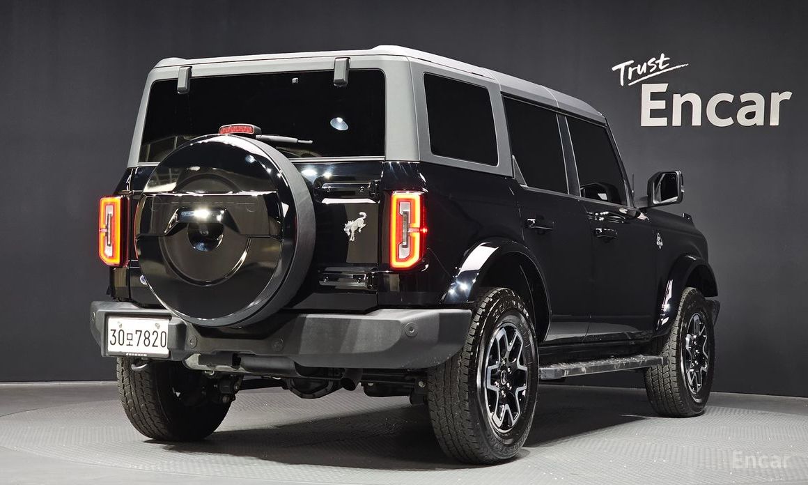2024 Ford Bronco VI 2.3 Outer Banks с пробегом 25 302 км