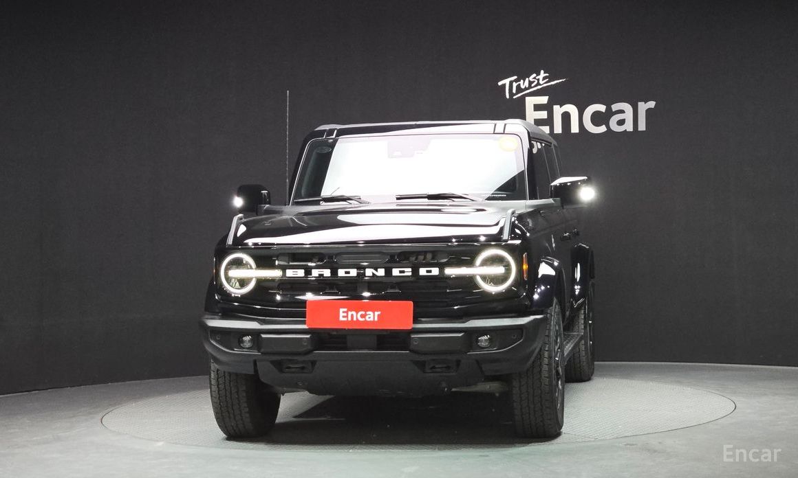 2024 Ford Bronco VI 2.3 Outer Banks с пробегом 9 571 км
