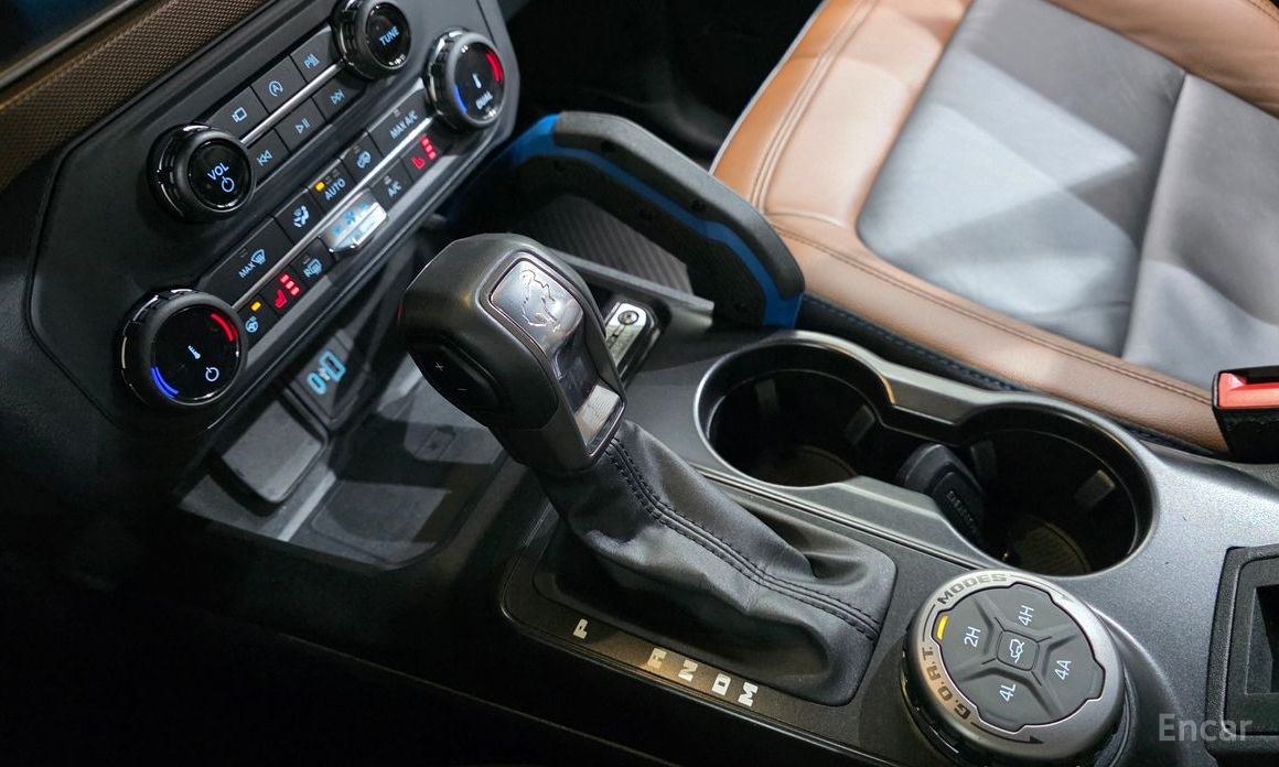 2022 Ford Bronco VI 2.7 Outer Banks с пробегом 71 882 км