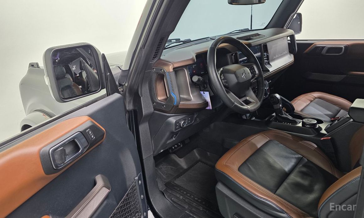 2022 Ford Bronco VI 2.7 Outer Banks с пробегом 71 882 км