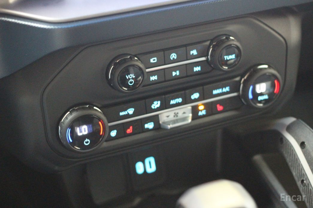 2023 Ford Bronco VI 2.7 Outer Banks с пробегом 3 800 км