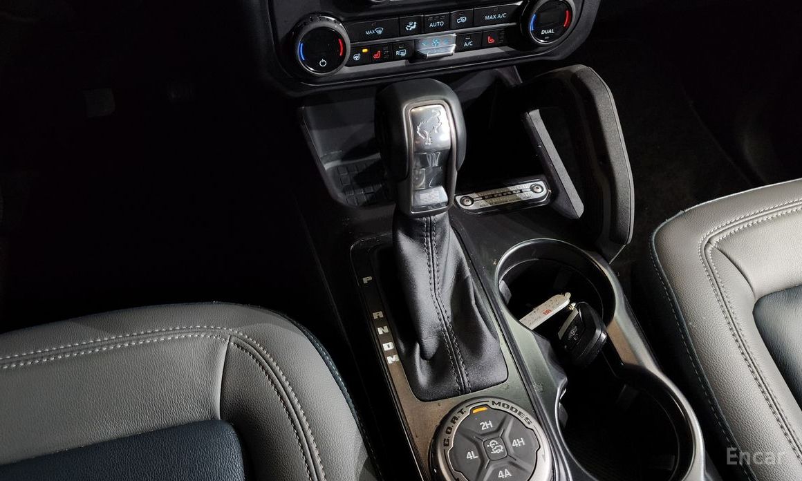 2024 Ford Bronco VI 2.3 Outer Banks с пробегом 28 253 км
