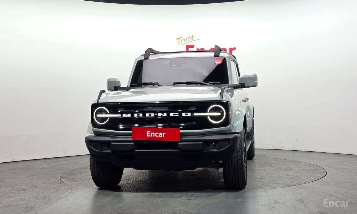 2023 Ford Bronco VI 2.7 Outer Banks с пробегом 32 772 км