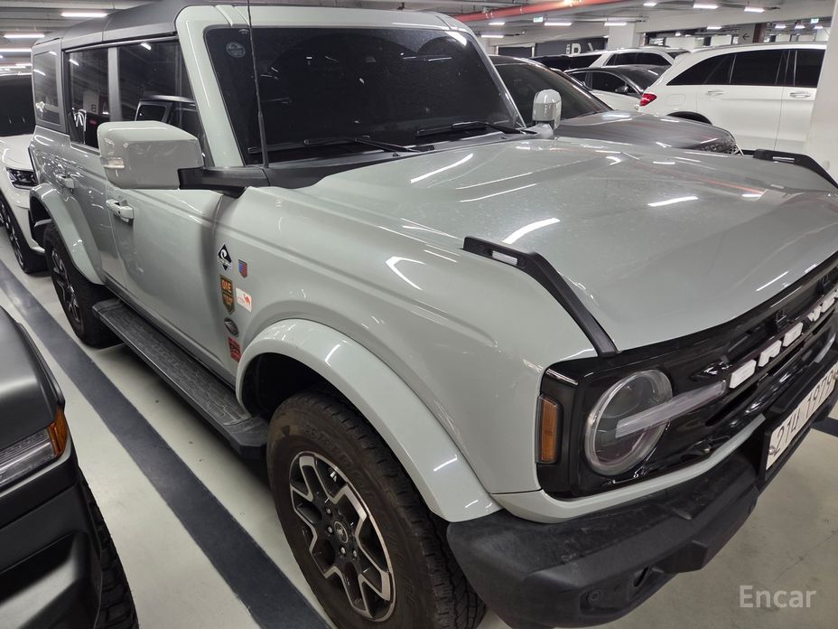 2024 Ford Bronco VI 2.3 Outer Banks с пробегом 28 249 км