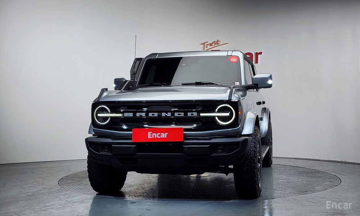 2022 Ford Bronco VI 2.7 Outer Banks с пробегом 26 892 км