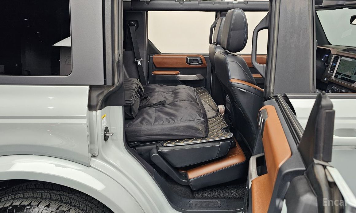 2023 Ford Bronco VI 2.7 Outer Banks с пробегом 30 114 км