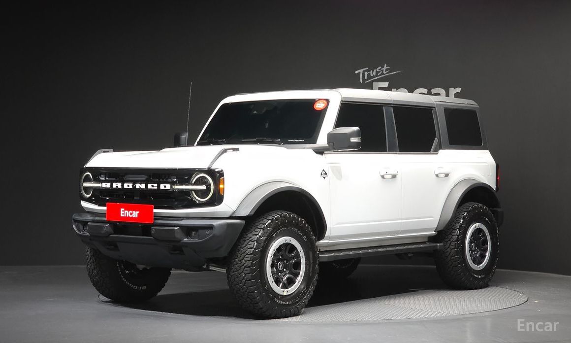 2024 Ford Bronco VI 2.3 Outer Banks с пробегом 3 184 км