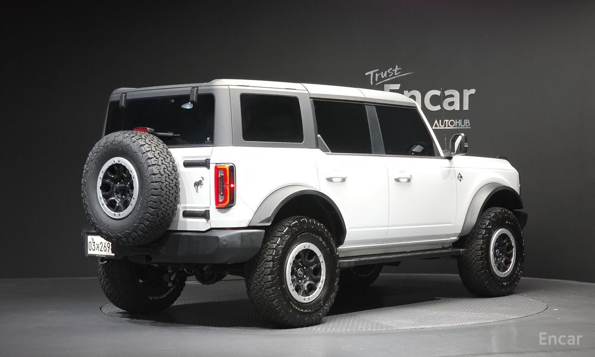 2024 Ford Bronco VI 2.3 Outer Banks с пробегом 3 184 км