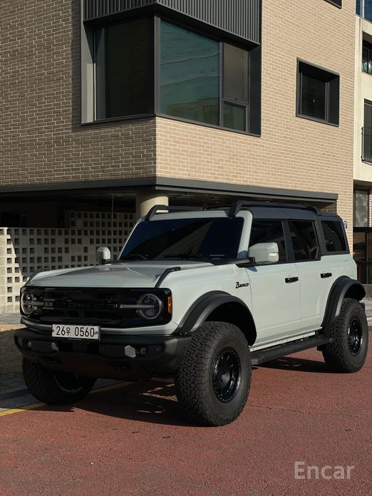 2023 Ford Bronco VI 2.7 Outer Banks с пробегом 8 669 км