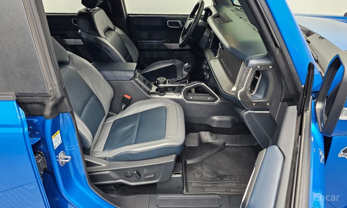 2023 Ford Bronco VI 2.7 Outer Banks с пробегом 24 423 км