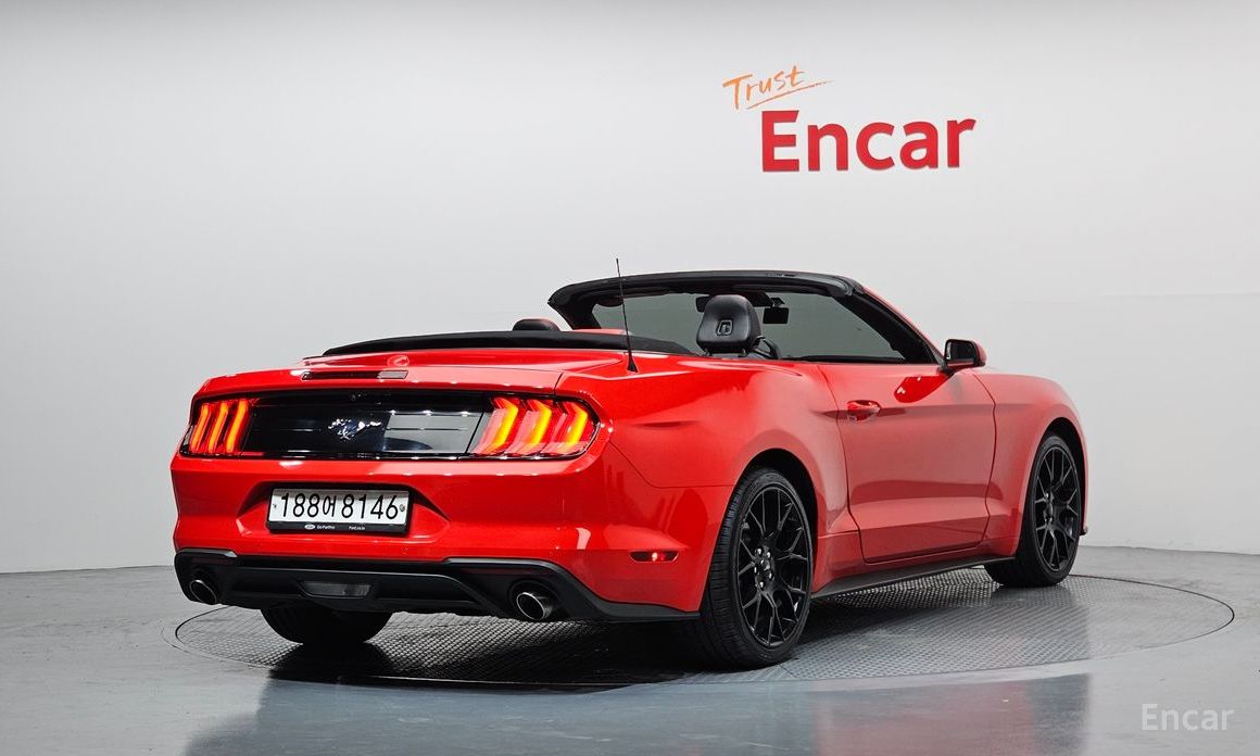 2023 Ford Mustang VI Рестайлинг Convertible с пробегом 37 897 км