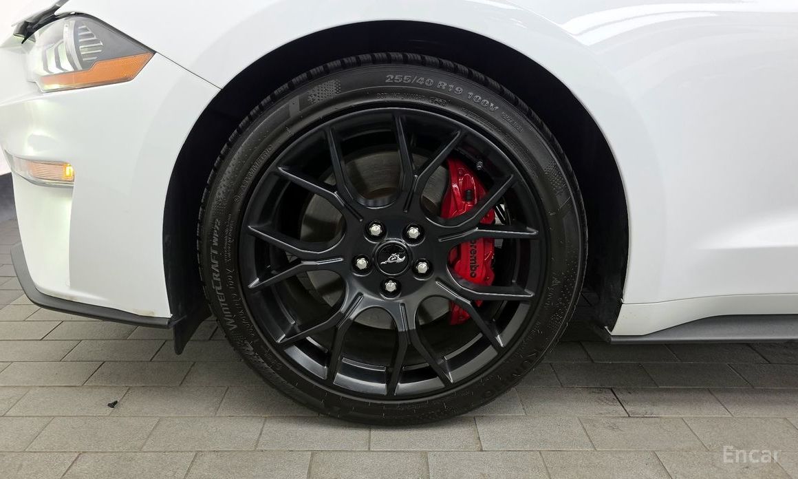 2023 Ford Mustang VI Рестайлинг Coupe с пробегом 45 578 км