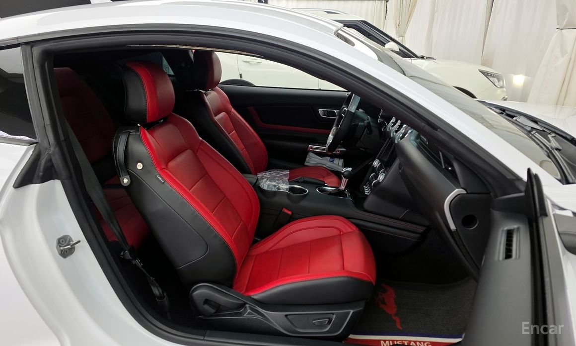 2023 Ford Mustang VI Рестайлинг Coupe с пробегом 45 578 км