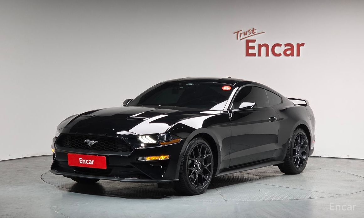 2022 Ford Mustang VI Рестайлинг Coupe с пробегом 40 351 км