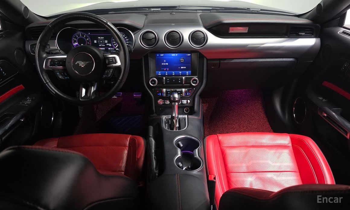 2022 Ford Mustang VI Рестайлинг Coupe с пробегом 40 351 км