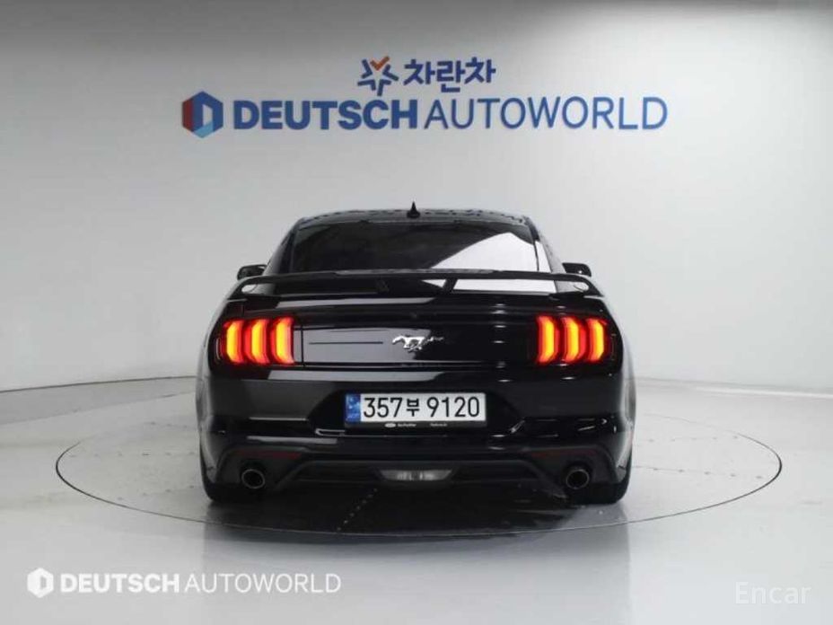 2022 Ford Mustang VI Рестайлинг Coupe с пробегом 49 156 км