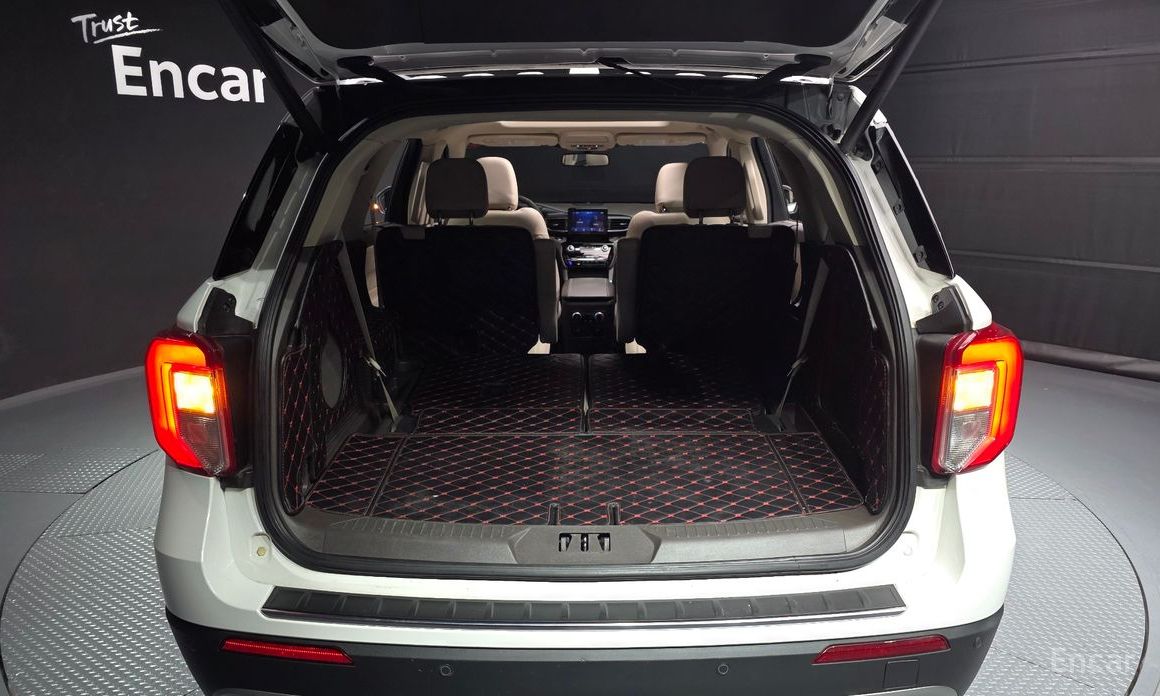 2022 Ford Explorer VI Рестайлинг 3.0 Platinum 4WD с пробегом 107 790 км