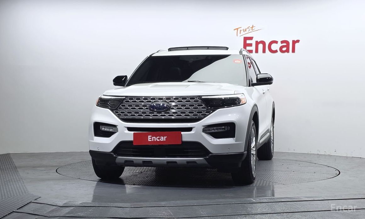 2023 Ford Explorer VI Рестайлинг 2.3 LimIted 4WD с пробегом 14 468 км