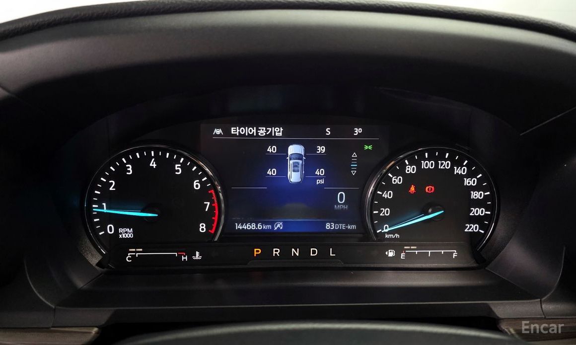2023 Ford Explorer VI Рестайлинг 2.3 LimIted 4WD с пробегом 14 468 км