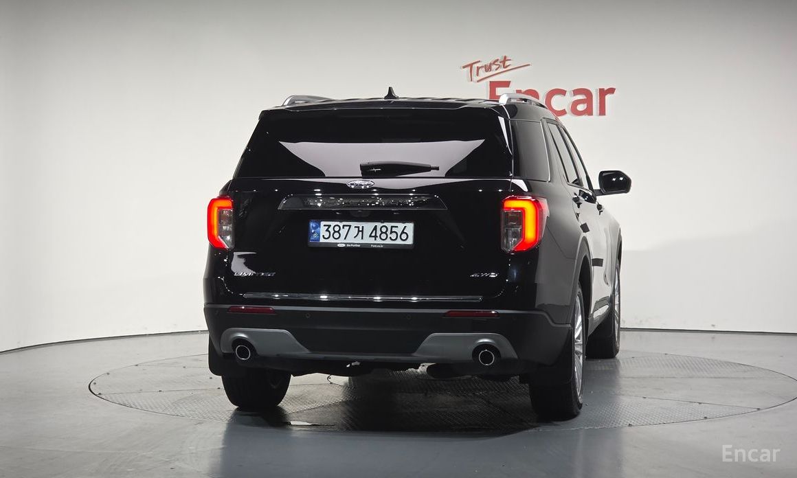2023 Ford Explorer VI Рестайлинг 2.3 LimIted 4WD с пробегом 10 057 км
