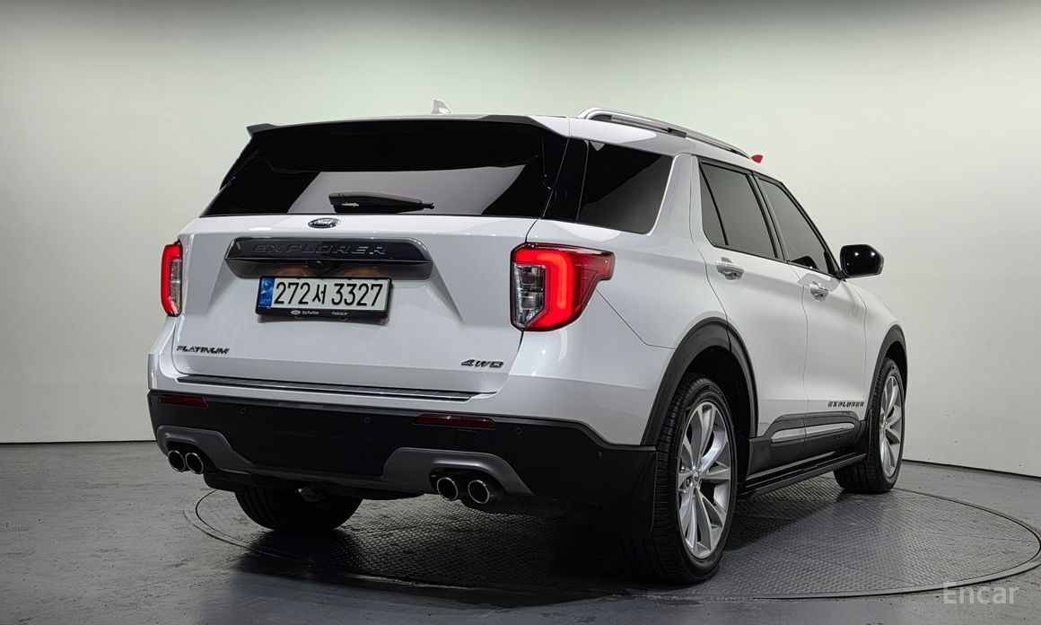 2022 Ford Explorer VI Рестайлинг 3.0 Platinum 4WD с пробегом 67 558 км