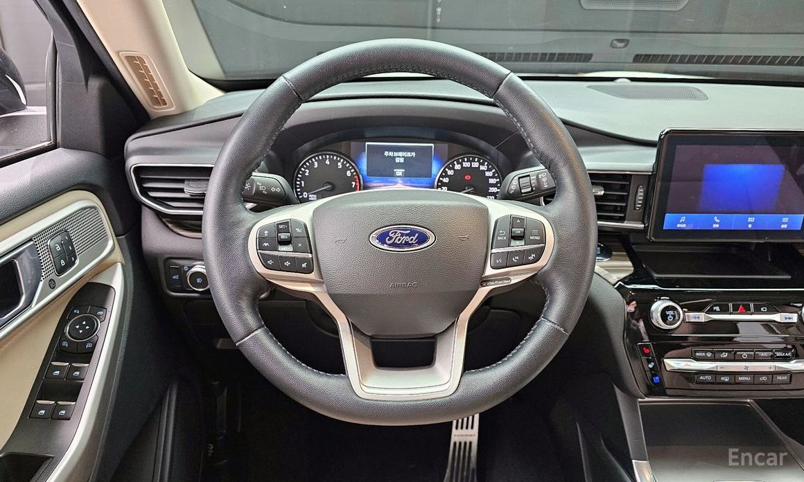 2022 Ford Explorer VI Рестайлинг 2.3 LimIted 4WD с пробегом 21 853 км