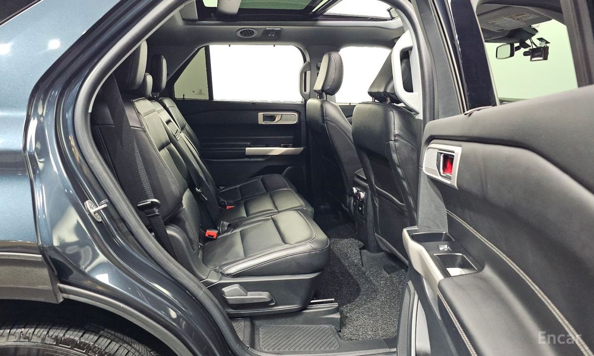 2022 Ford Explorer VI Рестайлинг 2.3 LimIted 4WD с пробегом 43 531 км