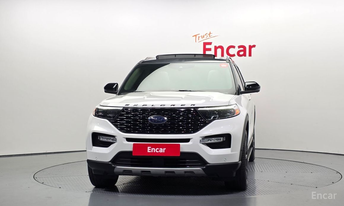 2022 Ford Explorer VI Рестайлинг 3.0 Platinum 4WD с пробегом 28 571 км