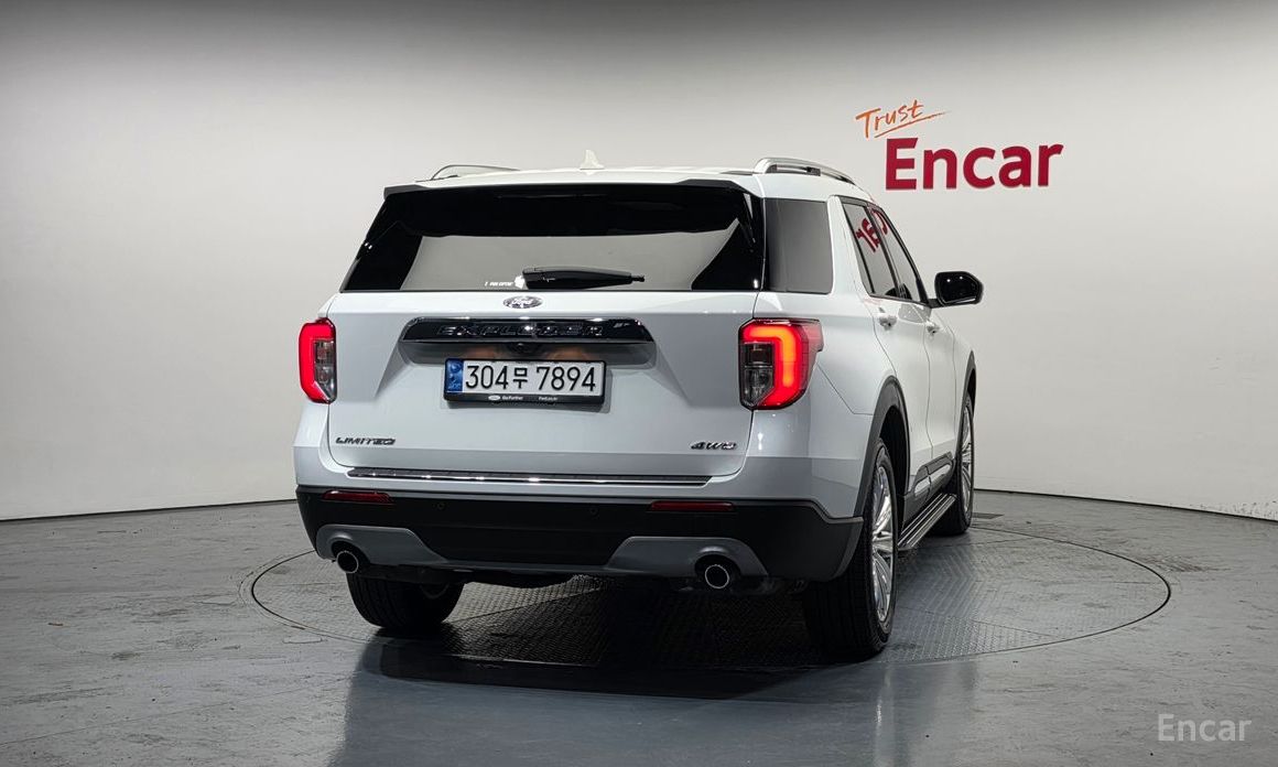 2023 Ford Explorer VI Рестайлинг 2.3 LimIted 4WD с пробегом 13 714 км