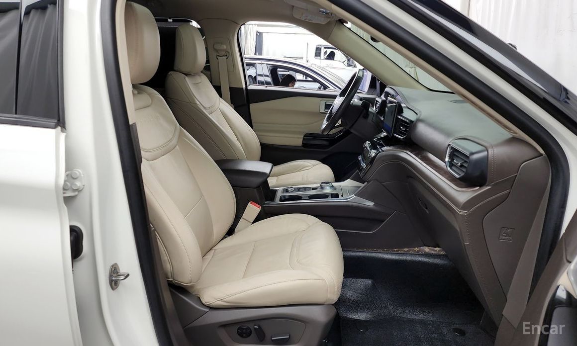 2022 Ford Explorer VI Рестайлинг 3.0 Platinum 4WD с пробегом 77 013 км