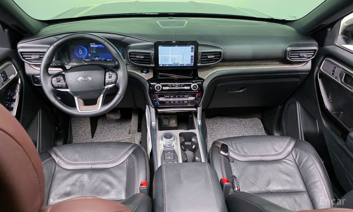 2023 Ford Explorer VI Рестайлинг 3.0 Platinum 4WD с пробегом 46 332 км