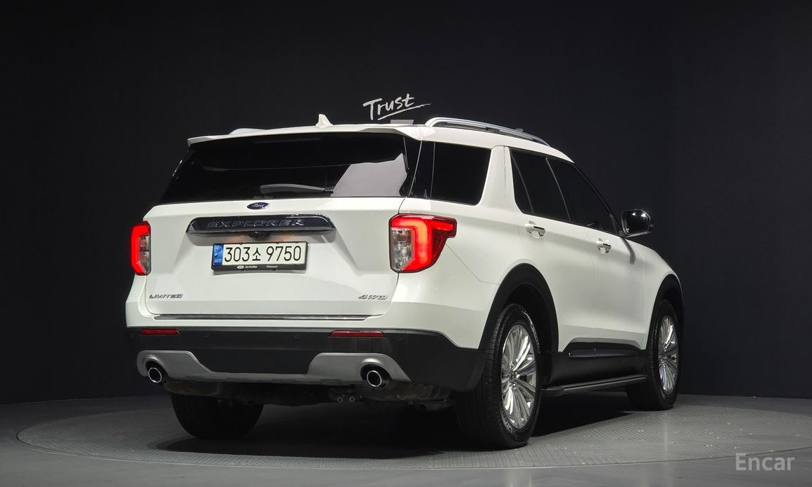 2022 Ford Explorer VI Рестайлинг 2.3 LimIted 4WD с пробегом 67 521 км