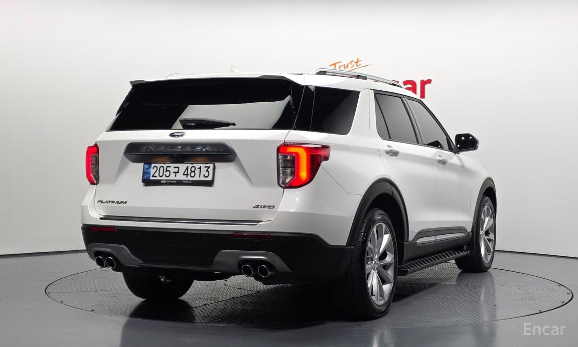 2022 Ford Explorer VI Рестайлинг 3.0 Platinum 4WD с пробегом 106 784 км