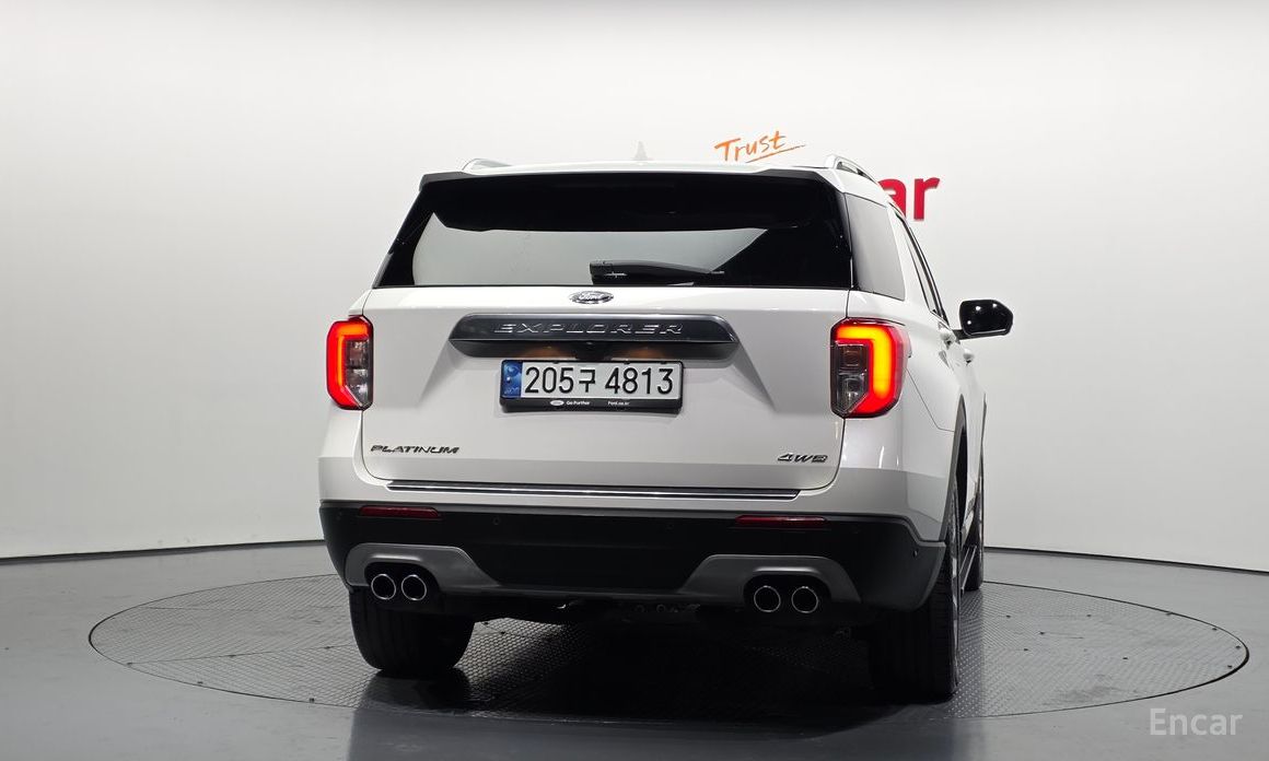 2022 Ford Explorer VI Рестайлинг 3.0 Platinum 4WD с пробегом 106 784 км