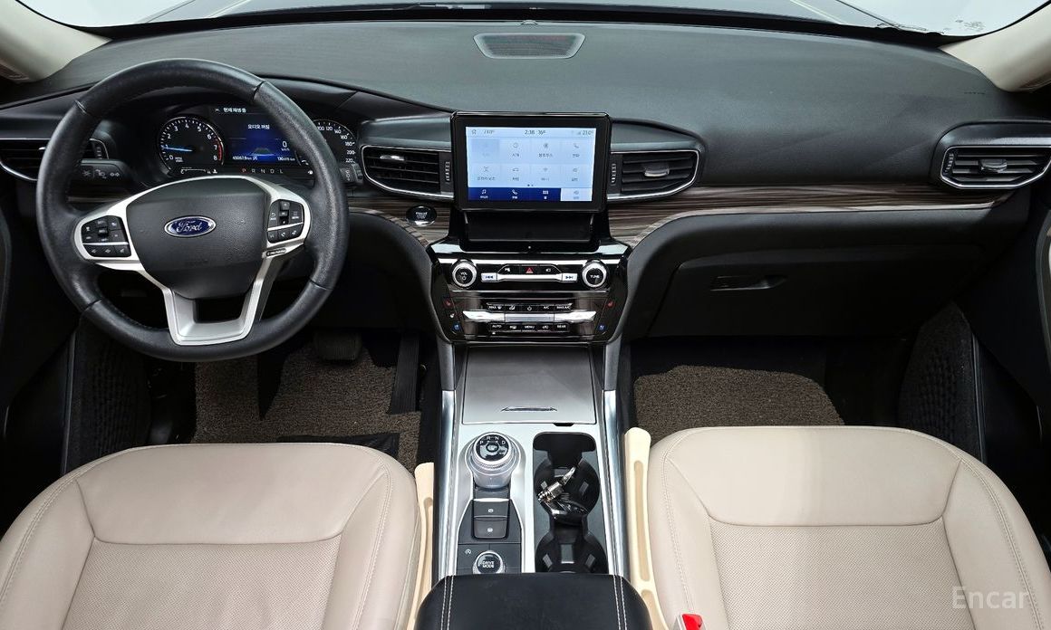 2022 Ford Explorer VI Рестайлинг 2.3 LimIted 4WD с пробегом 45 067 км