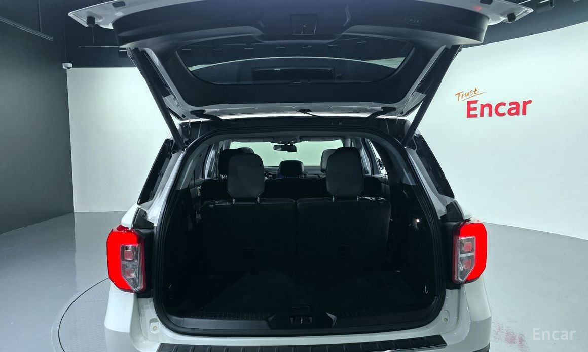 2023 Ford Explorer VI Рестайлинг 2.3 LimIted 4WD с пробегом 63 672 км