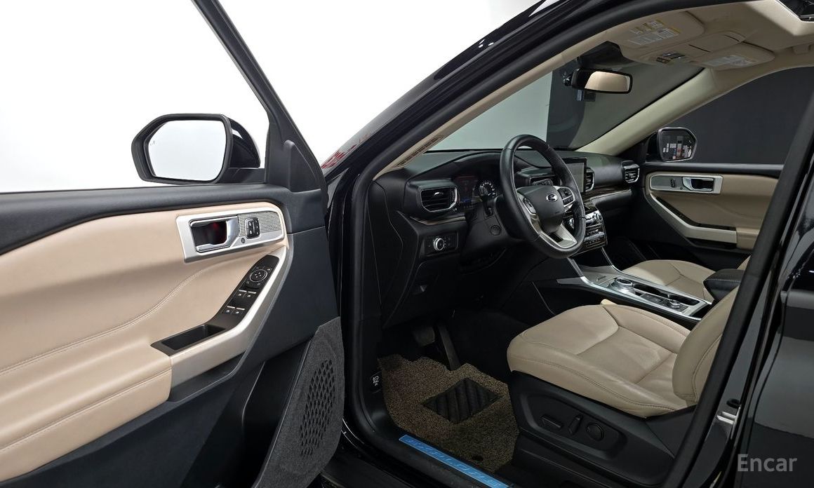2022 Ford Explorer VI Рестайлинг 2.3 LimIted 4WD с пробегом 45 067 км