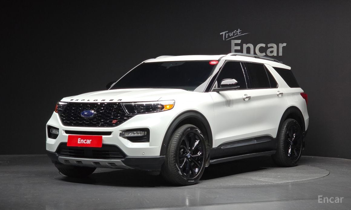 2022 Ford Explorer VI Рестайлинг 3.0 Platinum 4WD с пробегом 44 945 км