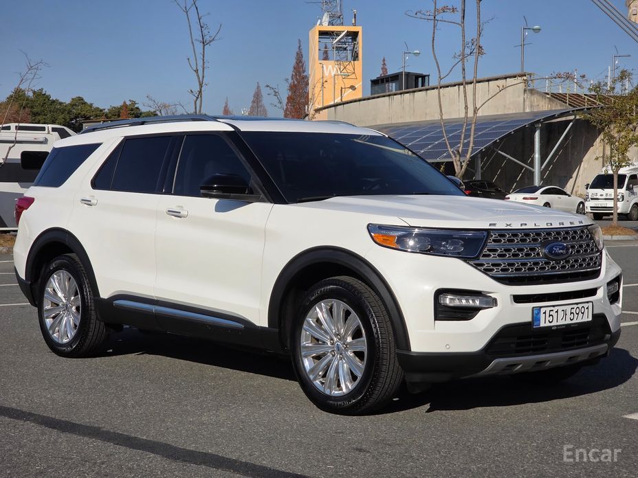 2023 Ford Explorer VI Рестайлинг 2.3 LimIted 4WD с пробегом 3 656 км