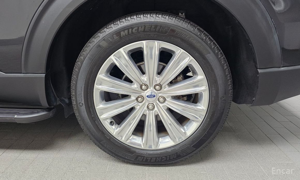 2023 Ford Explorer VI Рестайлинг 2.3 LimIted 4WD с пробегом 16 261 км