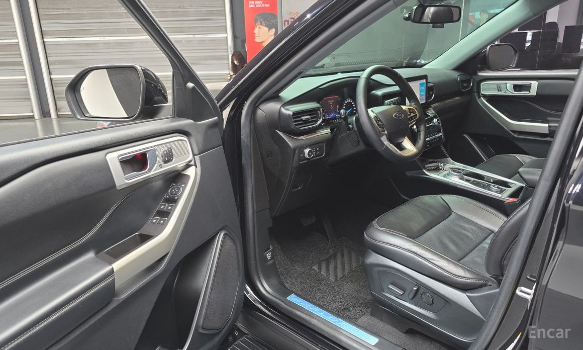 2022 Ford Explorer VI Рестайлинг 2.3 LimIted 4WD с пробегом 52 136 км