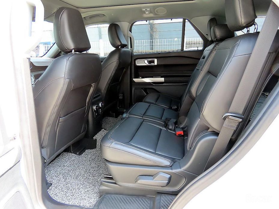 2022 Ford Explorer VI Рестайлинг 3.3 Hybrid с пробегом 96 634 км
