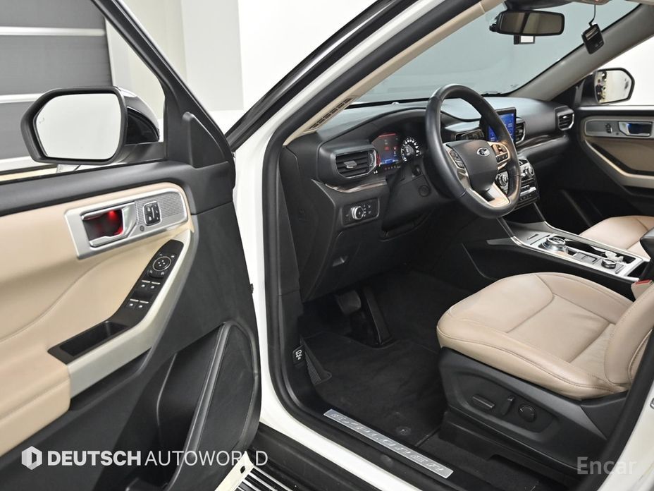 2022 Ford Explorer VI Рестайлинг 2.3 LimIted 4WD с пробегом 26 700 км