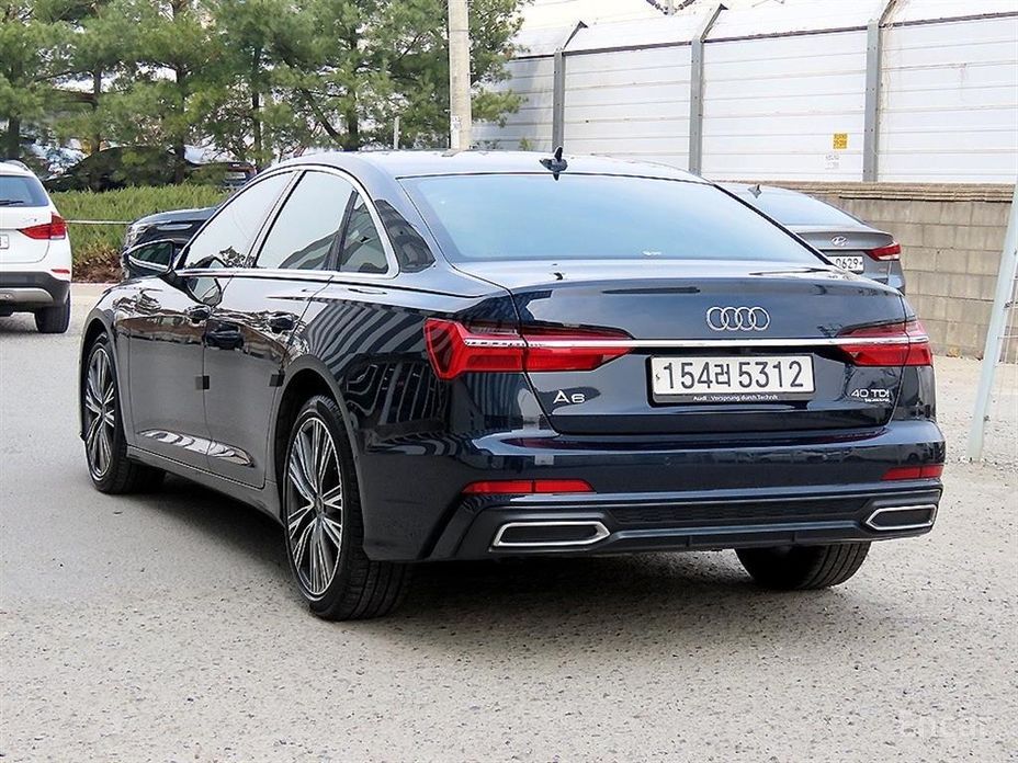 2022 Audi A6 V (C8) 40 TDI Quattro Premium с пробегом 119 627 км