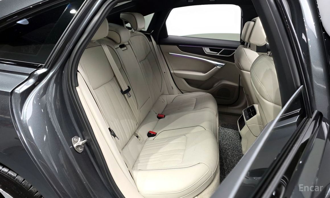 2025 Audi A6 V (C8) 45 TFSI Quattro Premium с пробегом 8 957 км
