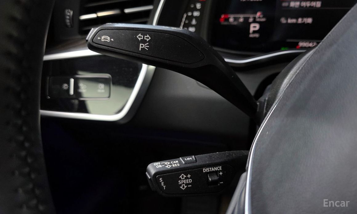 2021 Audi A6 V (C8) 45 TFSI Quattro Premium с пробегом 99 042 км