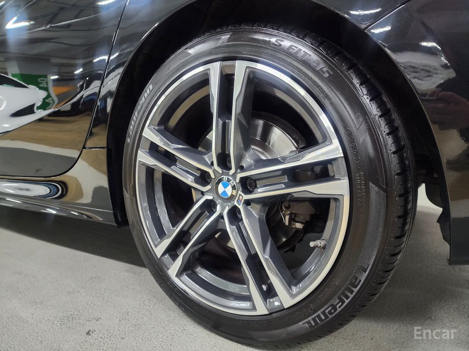 2021 BMW 1 серии III (F40) 120i M Sports с пробегом 79 523 км