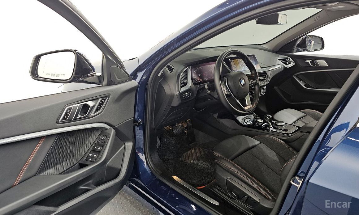 2021 BMW 1 серии III (F40) 118d Sport с пробегом 49 557 км