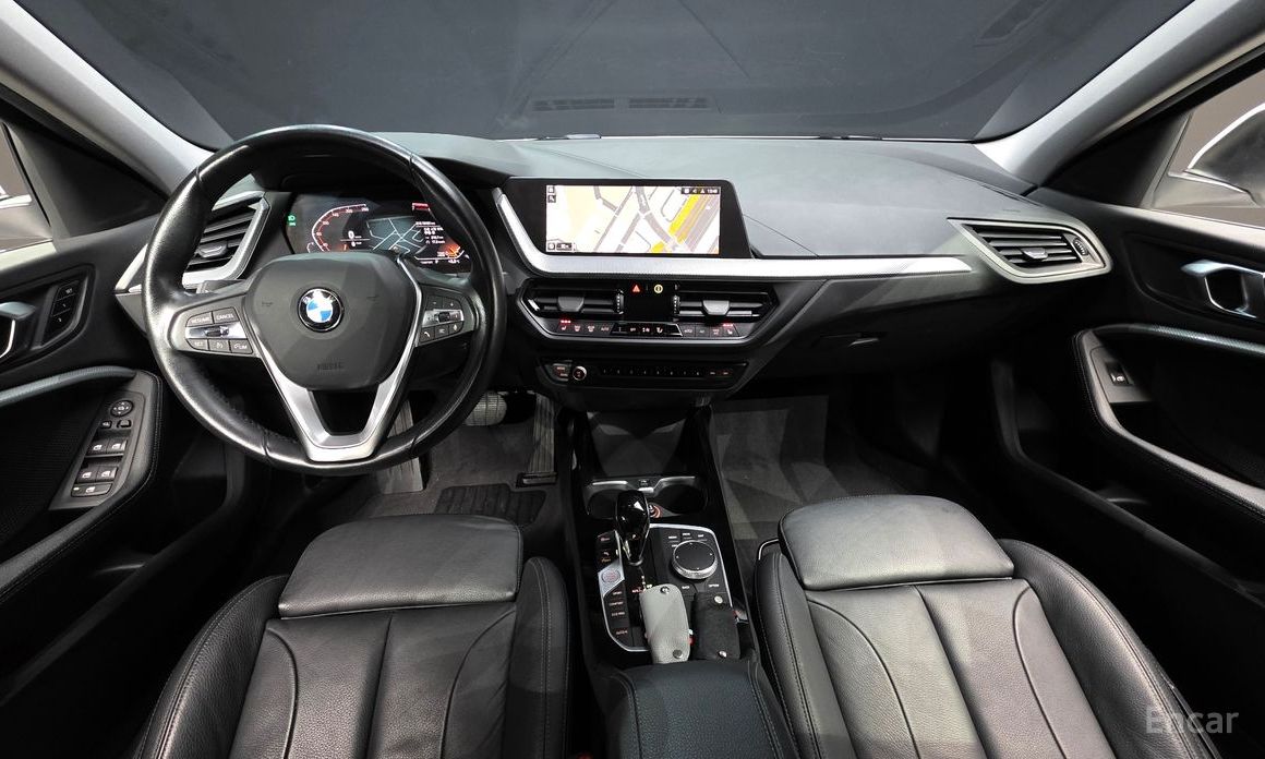 2021 BMW 1 серии III (F40) 120i Advantage с пробегом 76 181 км