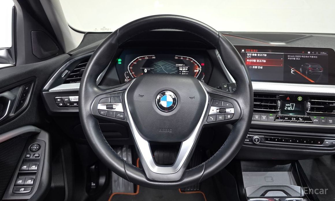 2021 BMW 1 серии III (F40) 118d Sport с пробегом 68 327 км